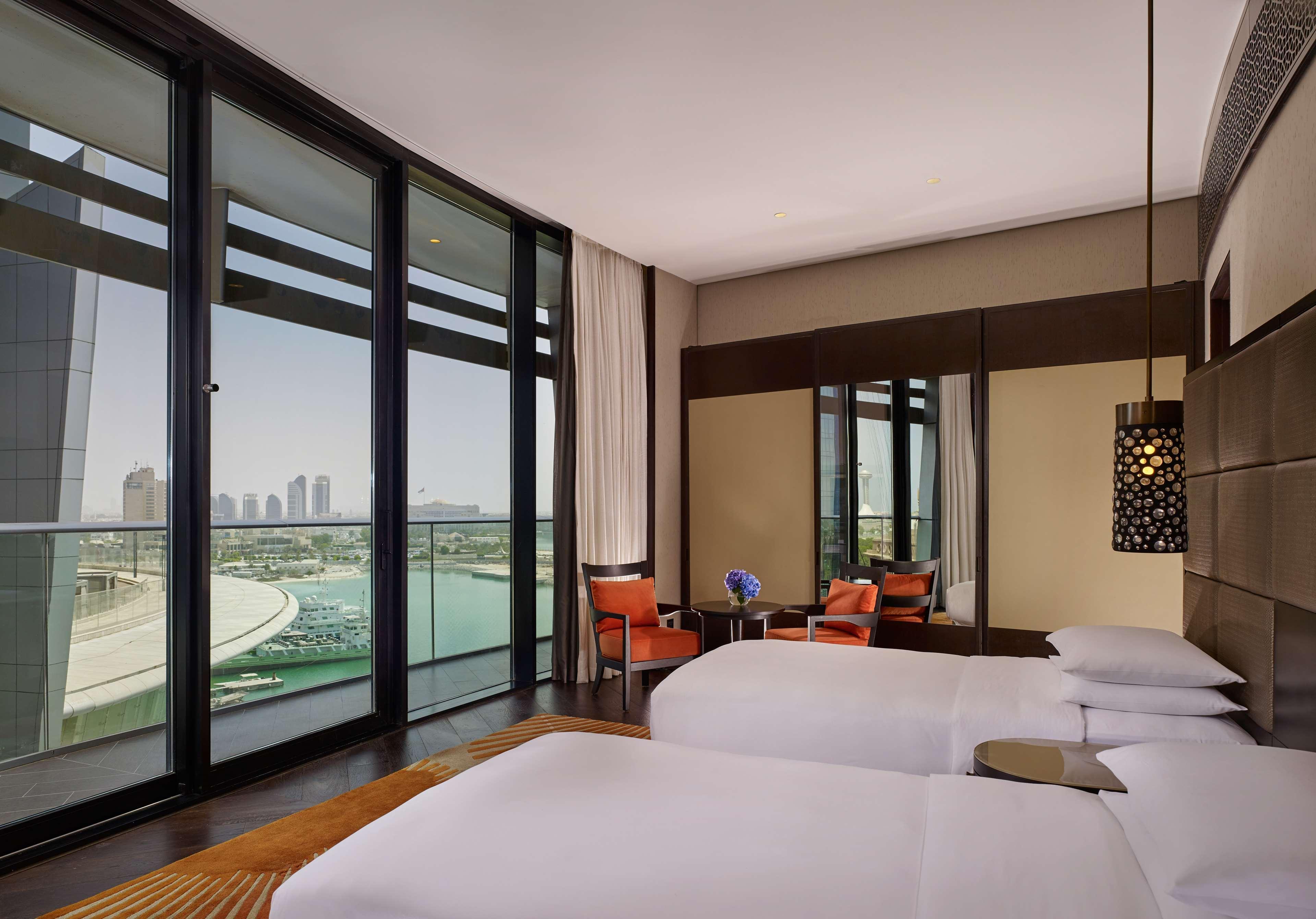 Grand Hyatt Abu Dhabi Hotel & Residences Emirates Pearl Exterior foto Deluxe Room