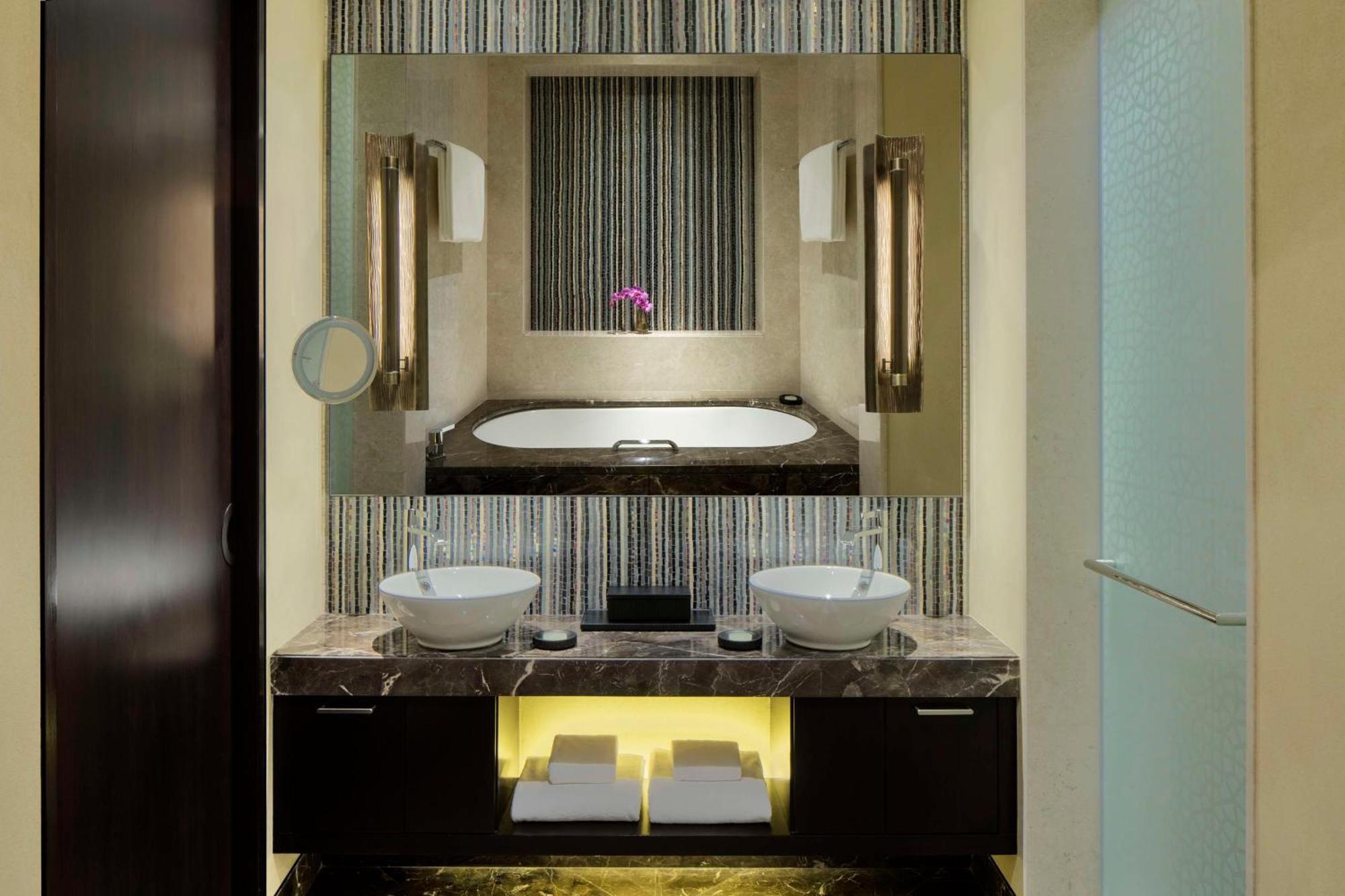 Grand Hyatt Abu Dhabi Hotel & Residences Emirates Pearl Exterior foto